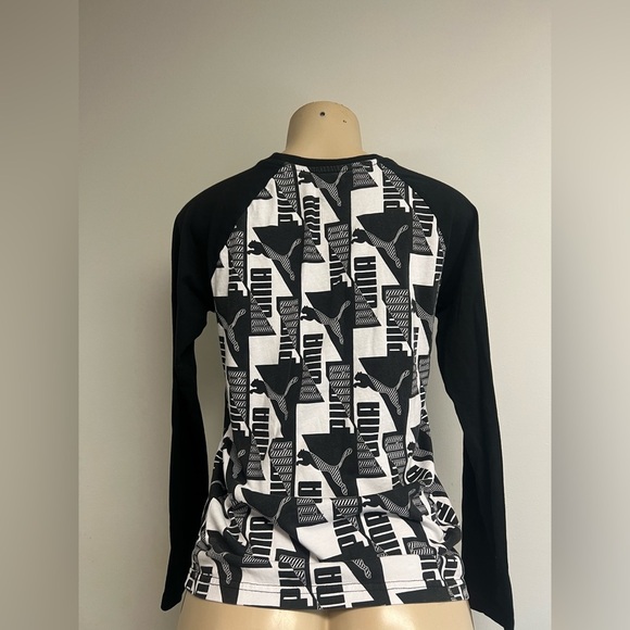 Puma Monochrome Graphic Tee - Picture 3 of 5